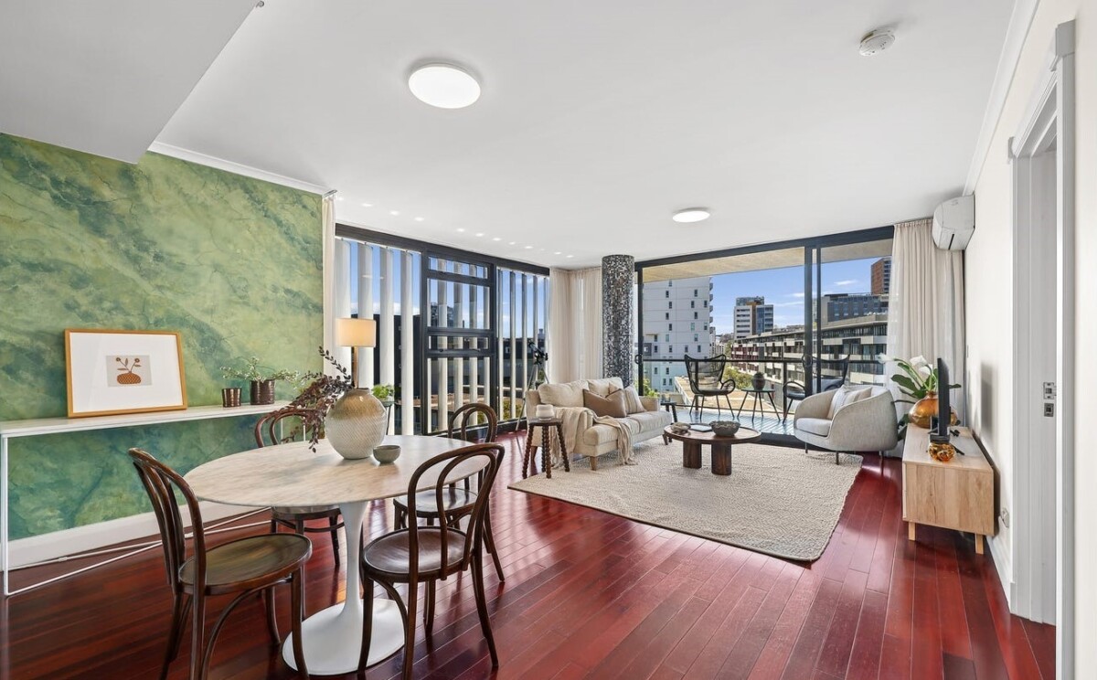 Defries Avenue – Zetland 