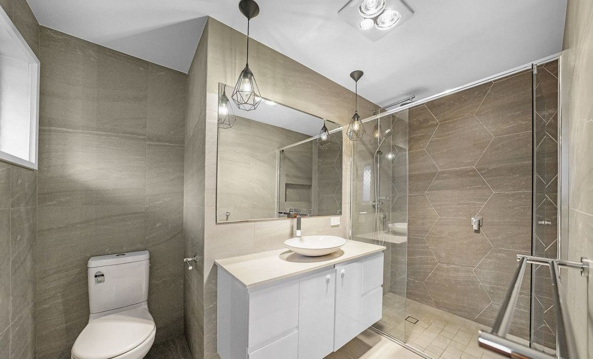 Crimson Court – Miami